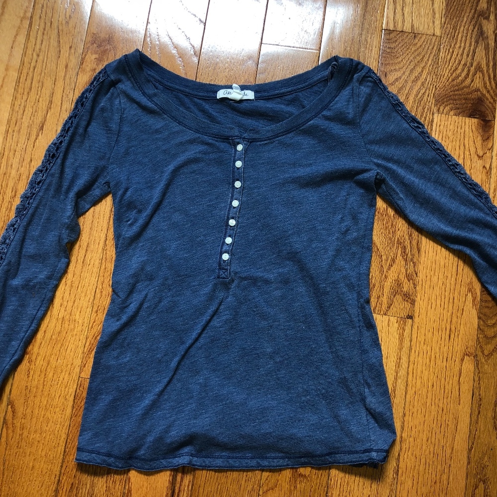 Long sleeve top